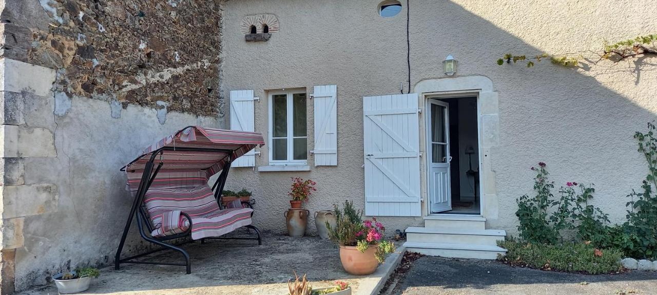 La Mesange Bleue Acomodação com café da manhã Ecuras Exterior foto